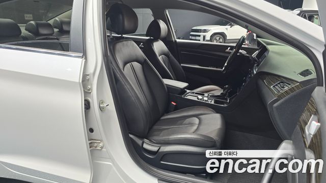 Hyundai Sonata 2016 — photo 10