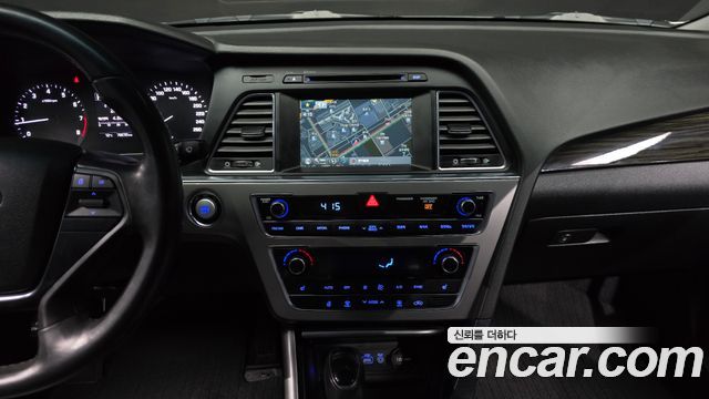 Hyundai Sonata 2016 — photo 15