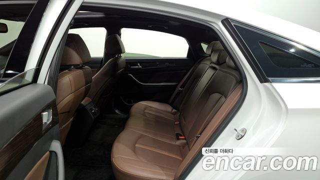Hyundai Sonata 2019 — photo 12