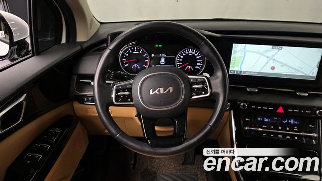 Kia Canival 2023 — photo 13