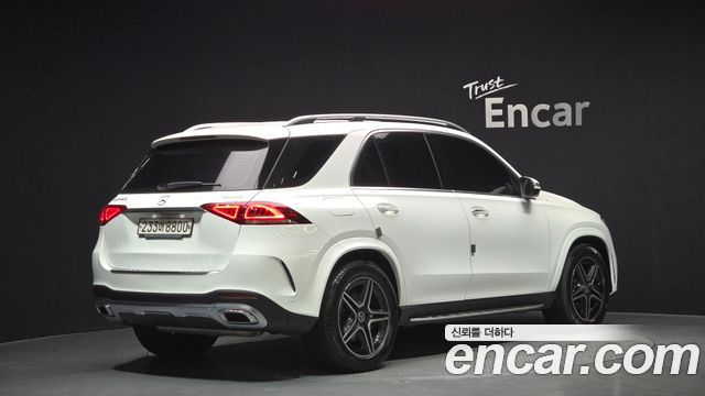 Mercedes-Benz GLE-Class 2019 — photo 2