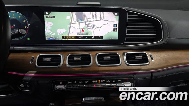 Mercedes-Benz GLE-Class 2019 — photo 14