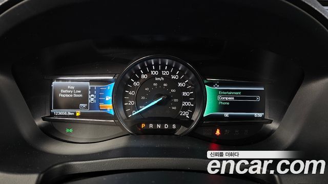 Ford Explorer 2017 — photo 8