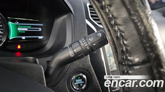 Ford Explorer 2017 — photo 19