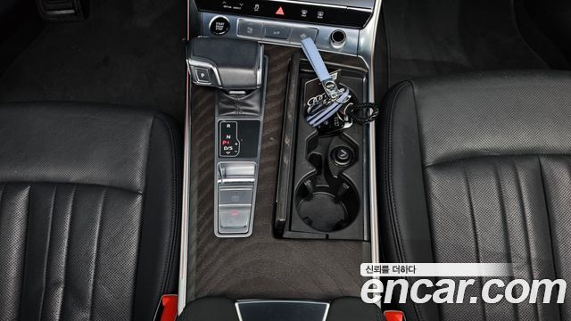 Audi A6 2022 — photo 9