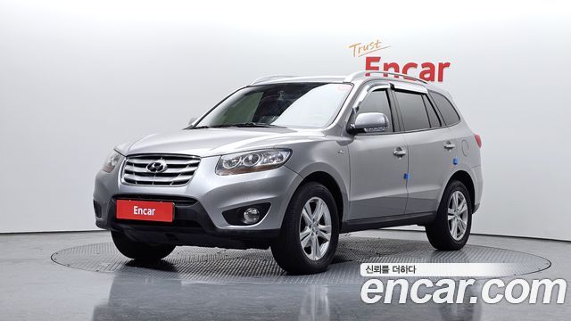 Hyundai Santafe 2011 — photo 1