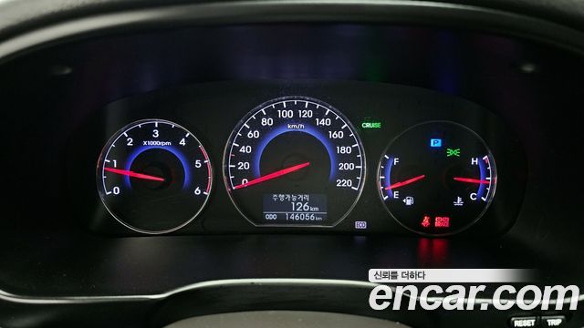 Hyundai Santafe 2011 — photo 8