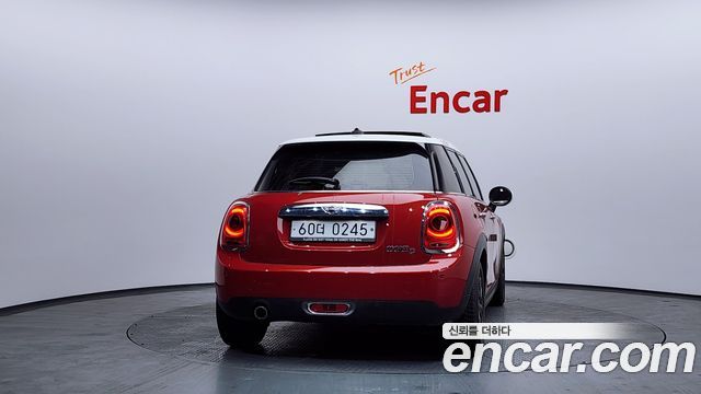 Mini Cooper 2016 — photo 4