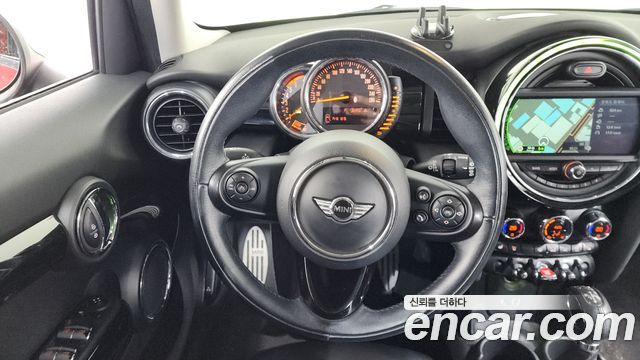 Mini Cooper 2016 — photo 13