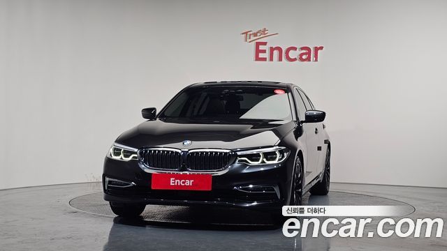 BMW 5-Series 2020 — photo 3