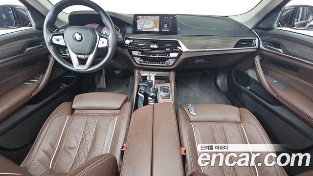 BMW 5-Series 2020 — photo 7