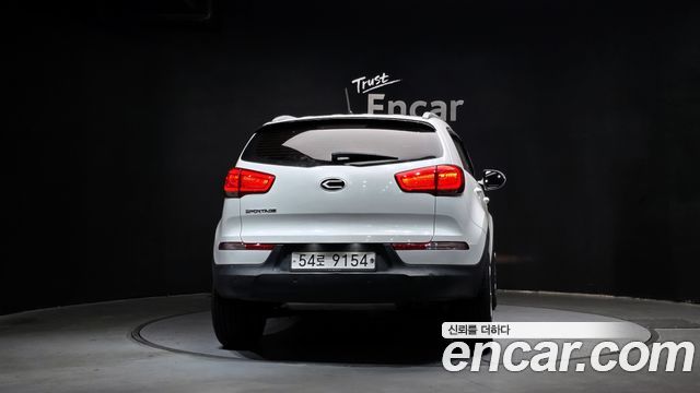 Kia Sportage 2016 — photo 4
