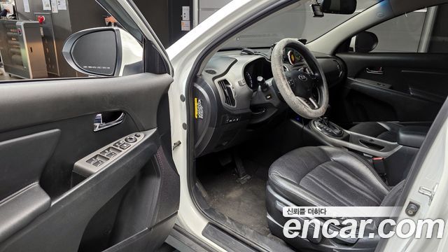 Kia Sportage 2016 — photo 11