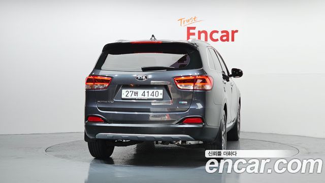 Kia Sorento 2015 — photo 4