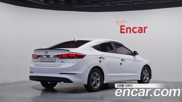 Hyundai AVANTE 2016 — photo 2