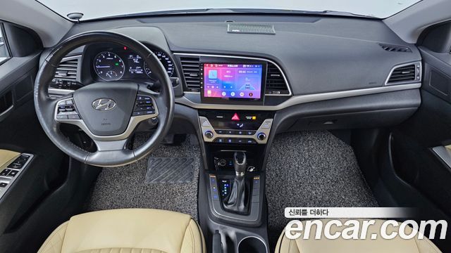 Hyundai AVANTE 2016 — photo 7