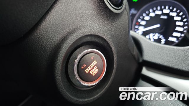 Hyundai AVANTE 2016 — photo 19