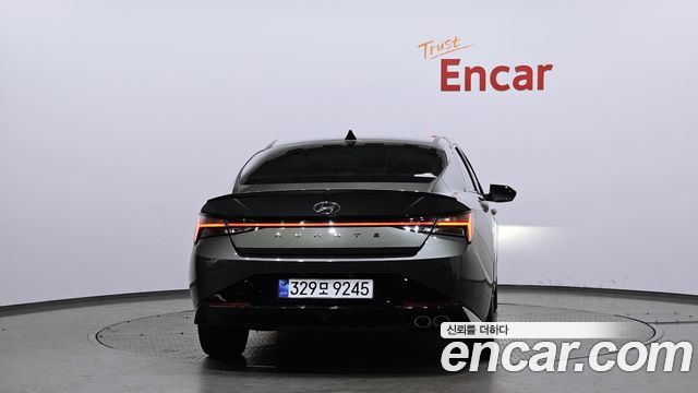 Hyundai AVANTE 2022 — photo 4