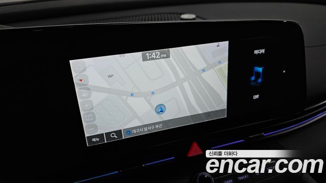 Hyundai AVANTE 2022 — photo 14