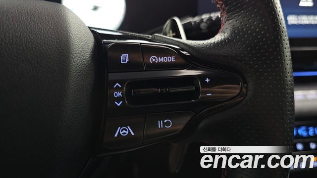 Hyundai AVANTE 2022 — photo 19
