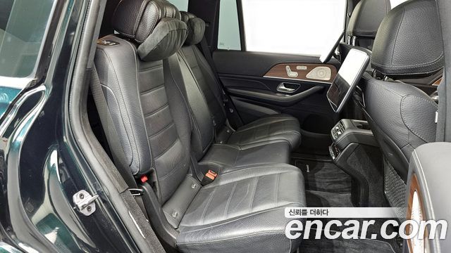 Mercedes-Benz GLS-Class 2021 — photo 12