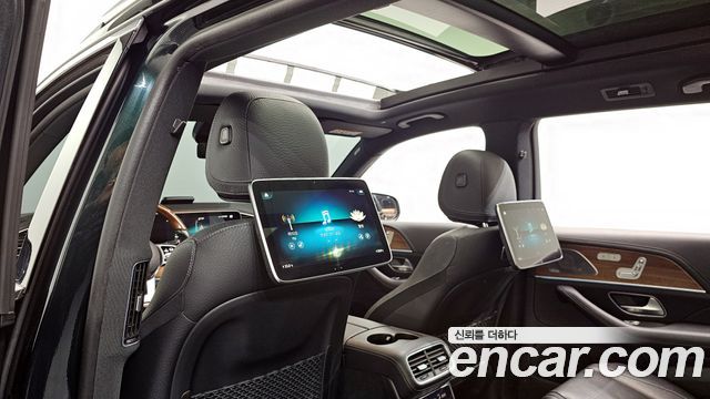 Mercedes-Benz GLS-Class 2021 — photo 17