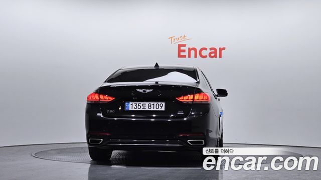 Genesis G80 2017 — photo 4