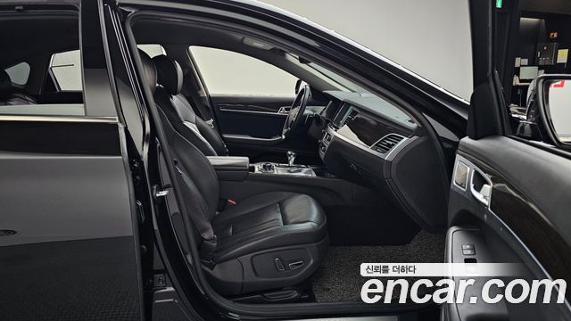 Genesis G80 2017 — photo 10