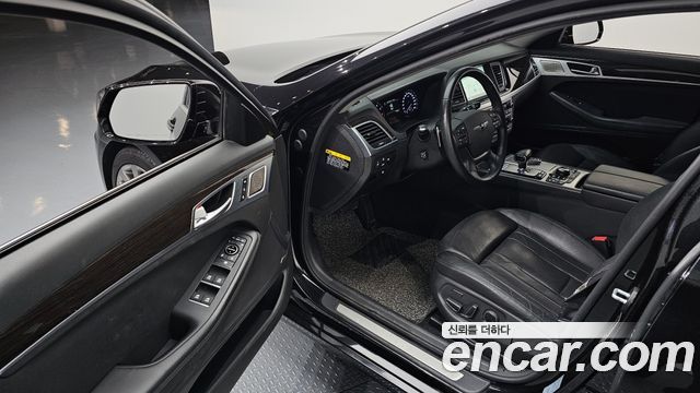 Genesis G80 2017 — photo 11