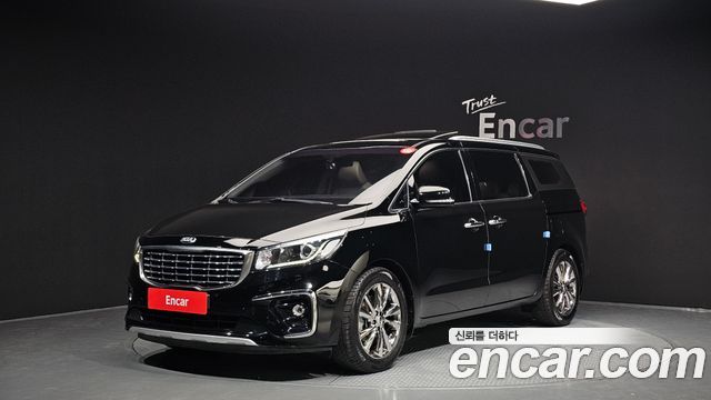 Kia Canival 2019 — photo 1