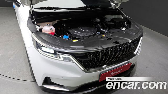 Kia Canival 2023 — photo 6