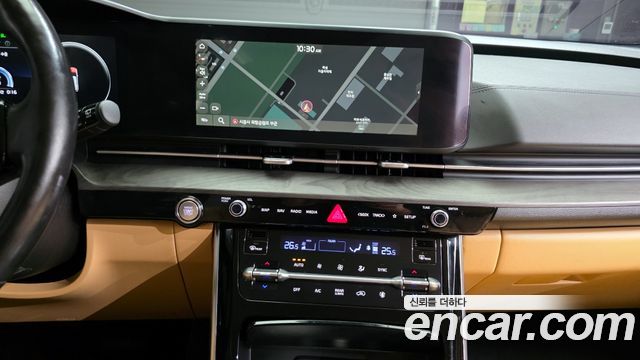 Kia Canival 2023 — photo 17