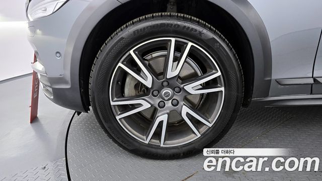 Volvo V90 2019 — photo 5