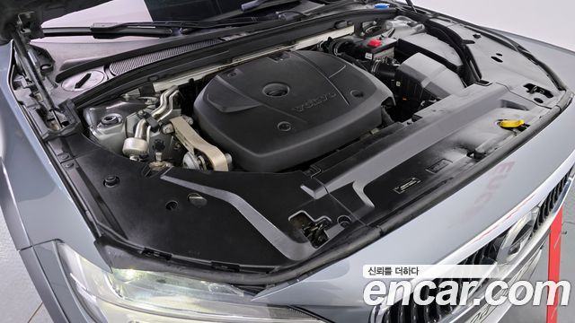 Volvo V90 2019 — photo 6