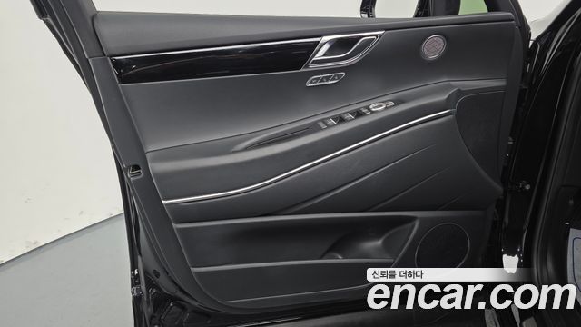 Genesis GV80 2025 — photo 18