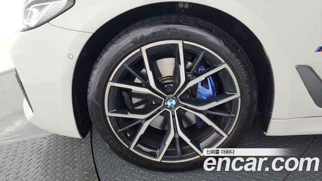 BMW 5-Series 2022 — photo 5