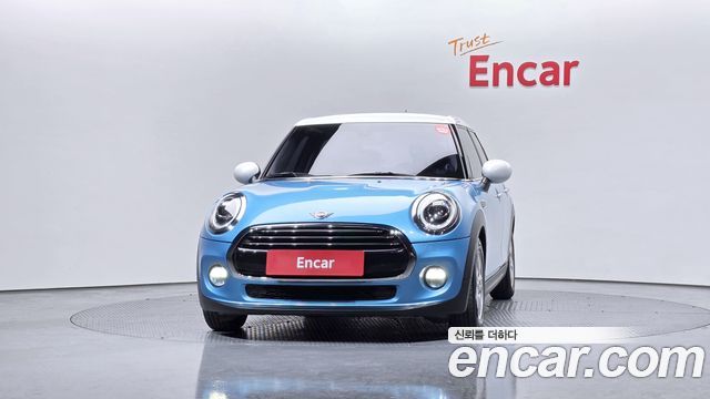 Mini Cooper 2019 — photo 3