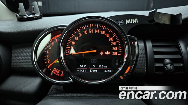 Mini Cooper 2019 — photo 8