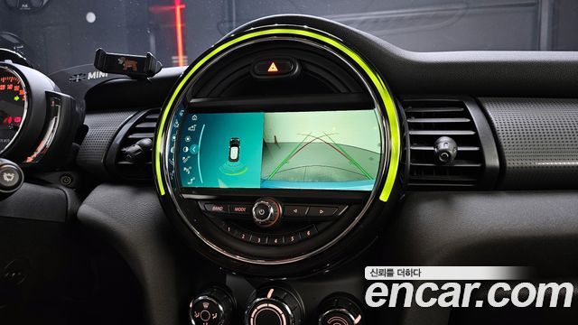 Mini Cooper 2019 — photo 14