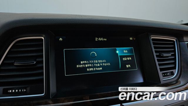 Hyundai Genesis 2016 — photo 16