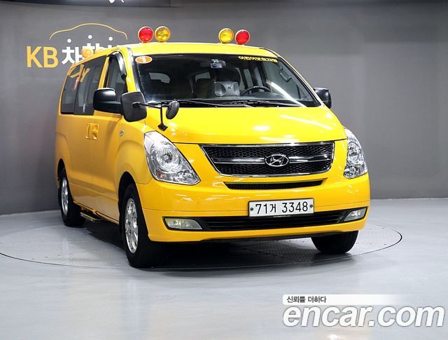 Hyundai Starex 2015 — photo 2