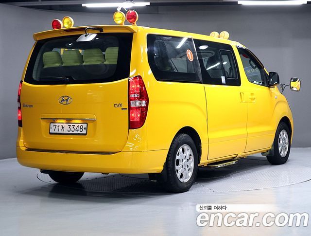 Hyundai Starex 2015 — photo 3