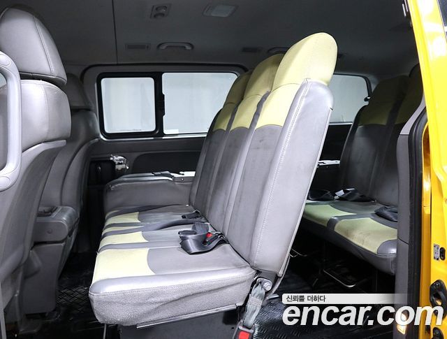 Hyundai Starex 2015 — photo 9