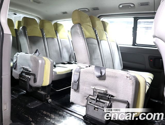 Hyundai Starex 2015 — photo 17