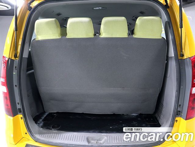 Hyundai Starex 2015 — photo 18