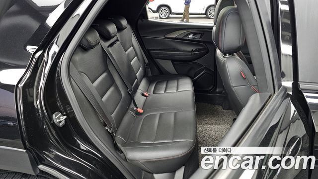 Chevrolet Korea Trailblazer 2022 — photo 12