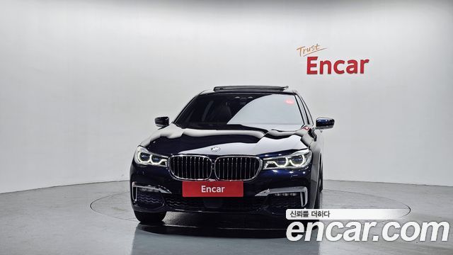 BMW 7-Series 2017 — photo 3