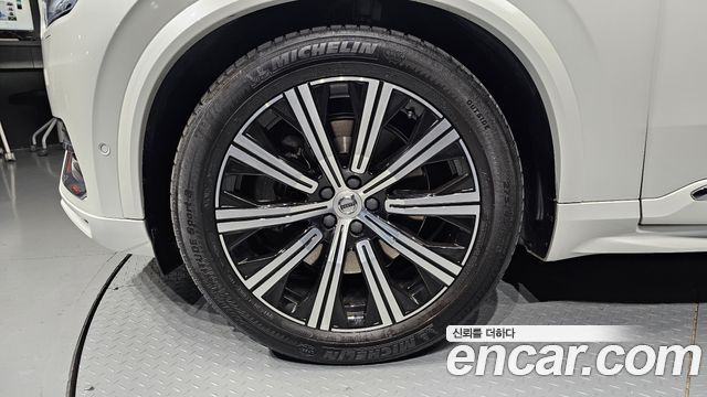 Volvo XC90 2021 — photo 5