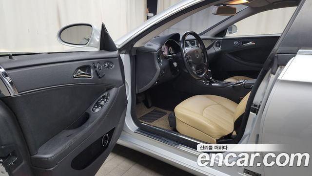 Mercedes-Benz CLS-Class 2006 — photo 10