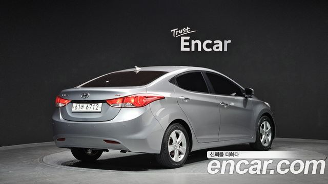 Hyundai AVANTE 2013 — photo 2